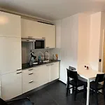 Modern Studio Lux-City