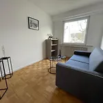 Bonnevoie, Charmant Appartment Avec Parking Prive