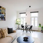 Origer Apartments By Rentaroo