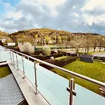 Luxembourg City - 70M2 - Easy Parking - Bus - 2 Tvs - Between City And Forest