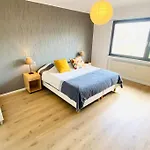 Large 1 Bedroom In Center With Parking - 64