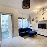 Brand New Studio In City Center - Glesner