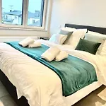 Two Bedrooms In Limpertsberg With Free Parking