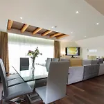 The Queen Luxury Apartments - Villa Vinicia