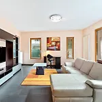 Stylish 2-Bed Gem, Nature & Comfort