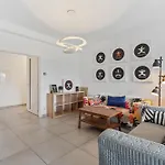 Central Lux 2Br Apt With City Views & Balcony