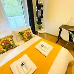 Airy And Spacious 3 Bedroom W Terrace&Parking