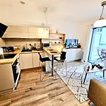 Lovely 1 Bedroom Flat With Terrace In Luxembourg-Ces1