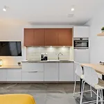 Bright & Cozy Studio In Gasperich