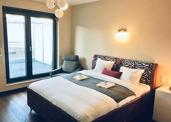 Spacious Modern Flat 100M2 In The Heart Of The City Center