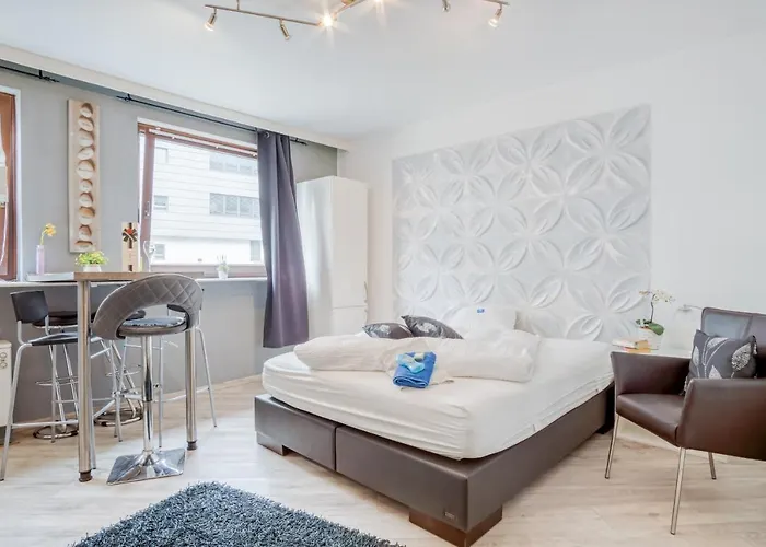 Studio House