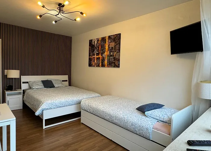 City & Tram Apartment