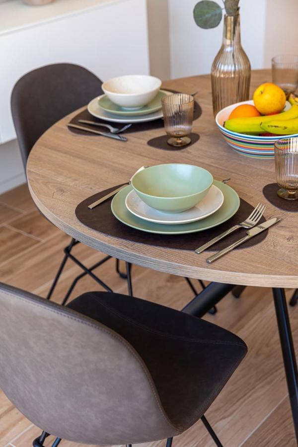 En Bedrooms At Reckenthal House By Rentaroo Accommodatie bij particulieren