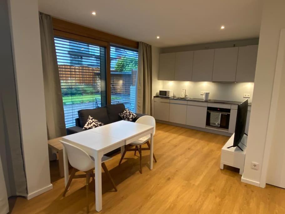 New Luxury Studio In The Heart Of Kirchberg -d