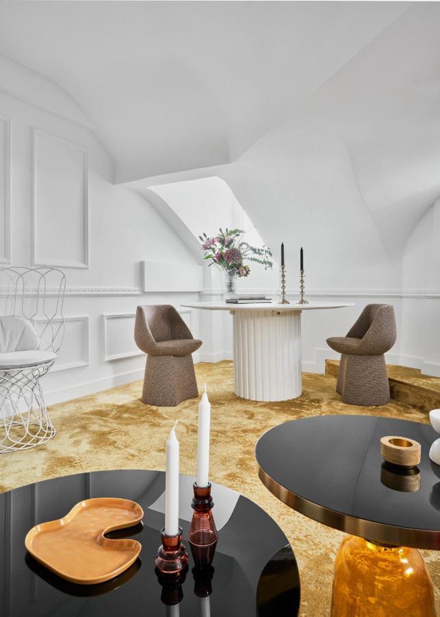 Halcyon Days Appartement *