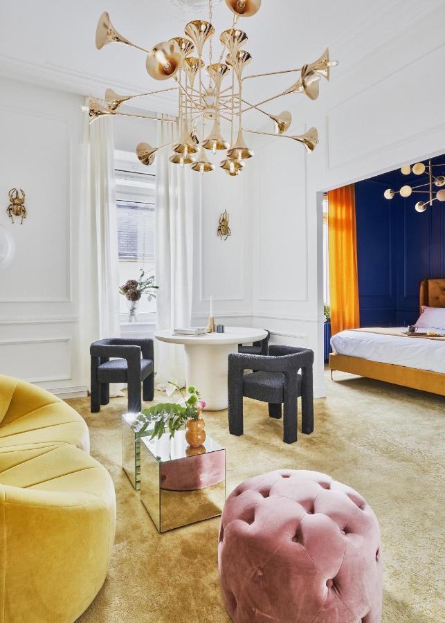 Halcyon Days Appartement *