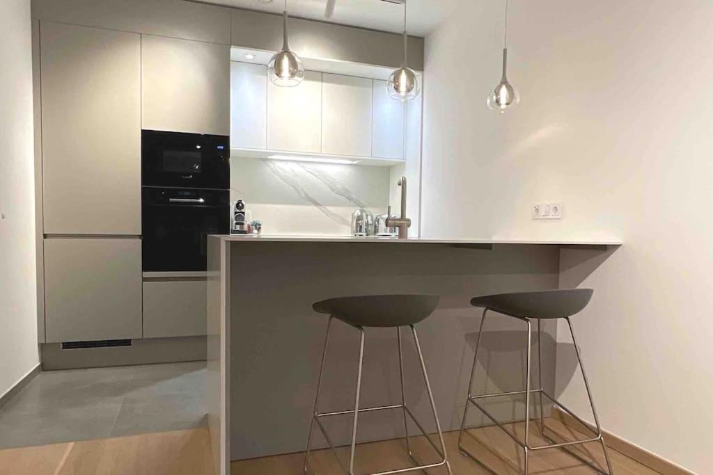 Appartement Kirchberg - High End 1 Bedroom With Terrace & Parking Luxemburg