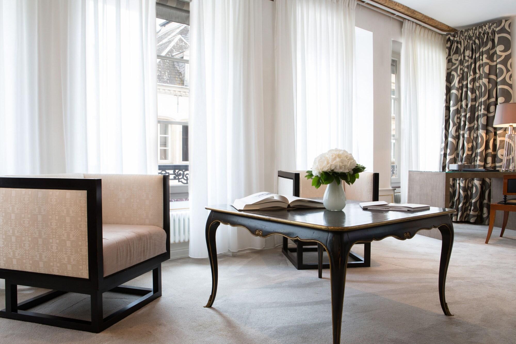 Hotel Le Place D'armes - Relais & Chateaux