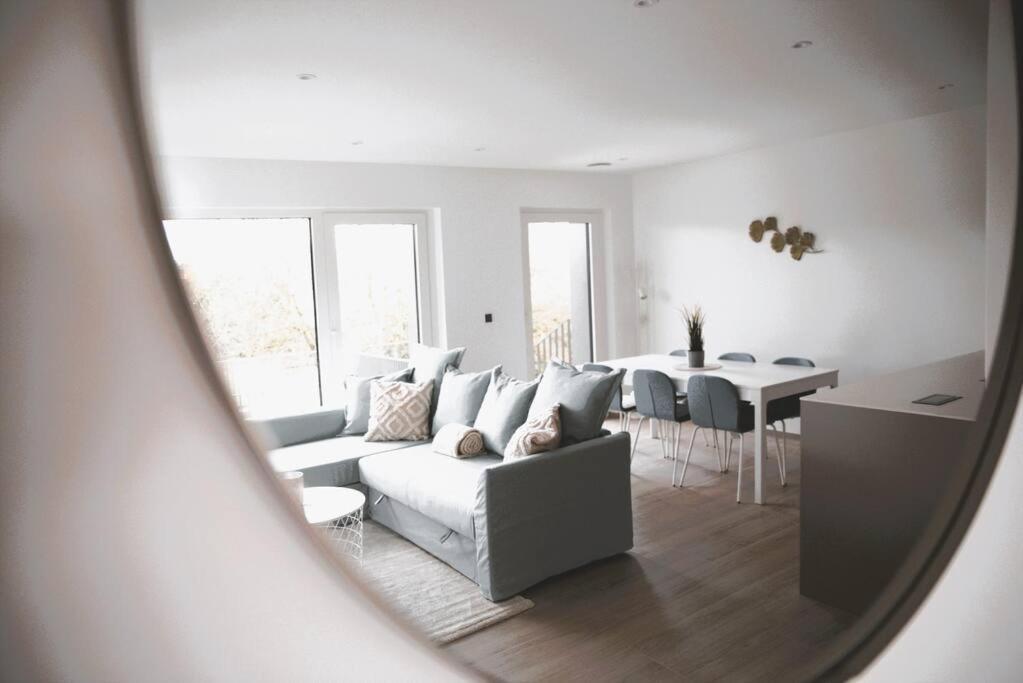 Beautiful Stylish 2br In Kirchberg Apartment