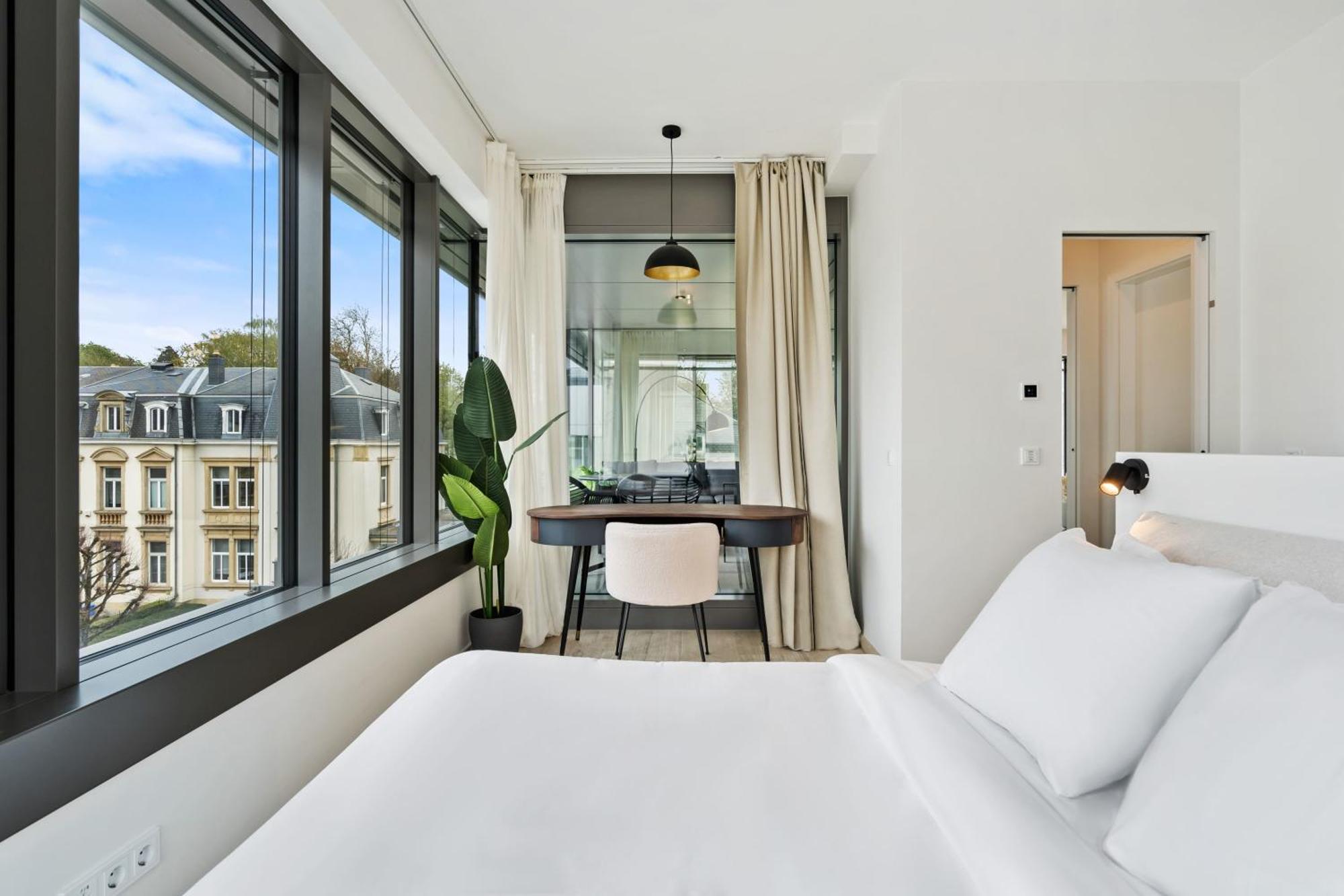 Apartamento Elegant 2br With Balcony In Heart Of *