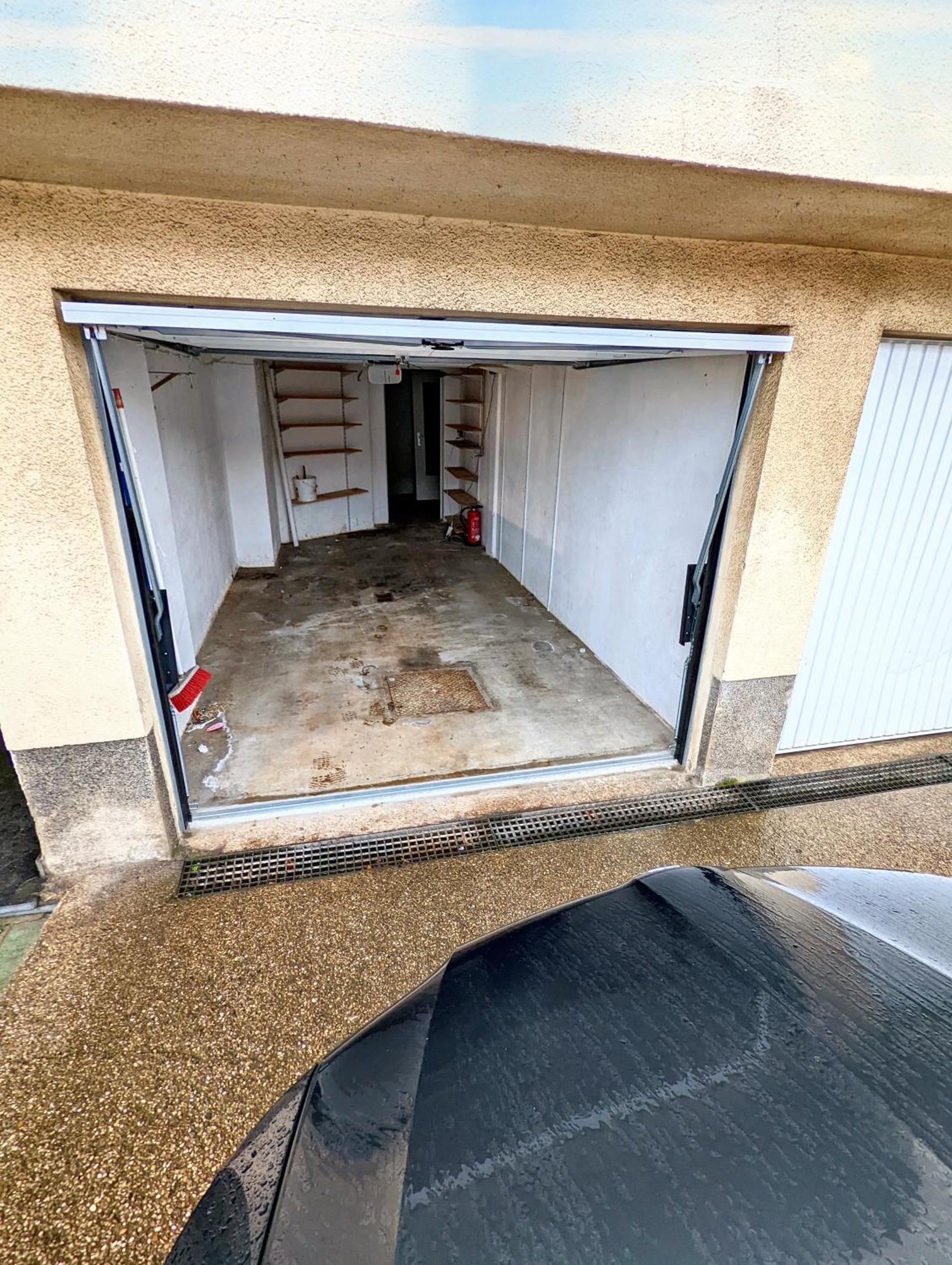 Howald 2 Bedroom With Private Garage & Garden Luxembourg