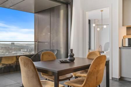 Appartement Spa, Gym & Pool In Cloche D'or Id6
