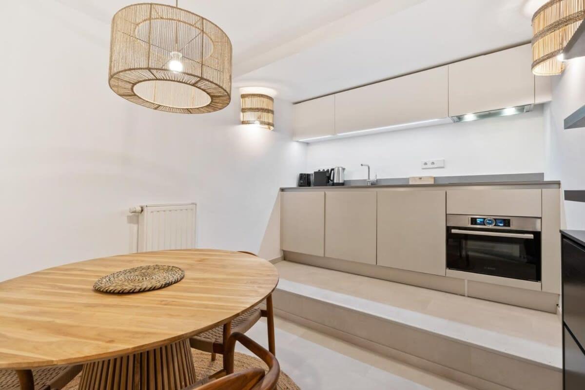 Elegant 1br Retreat In Peaceful Grund Apartment Luxembourg