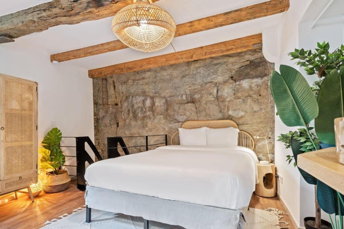 Elegant 1br Retreat In Peaceful Grund Apartment *