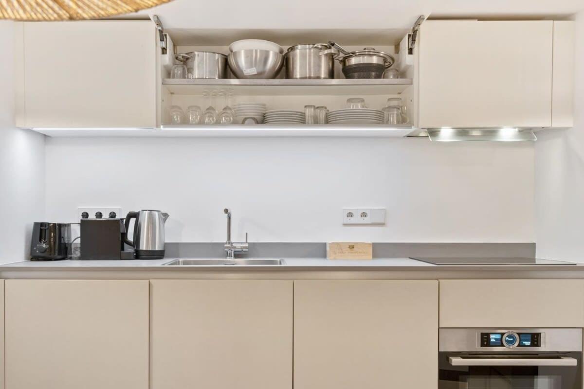 Elegant 1br Retreat In Peaceful Grund Apartment