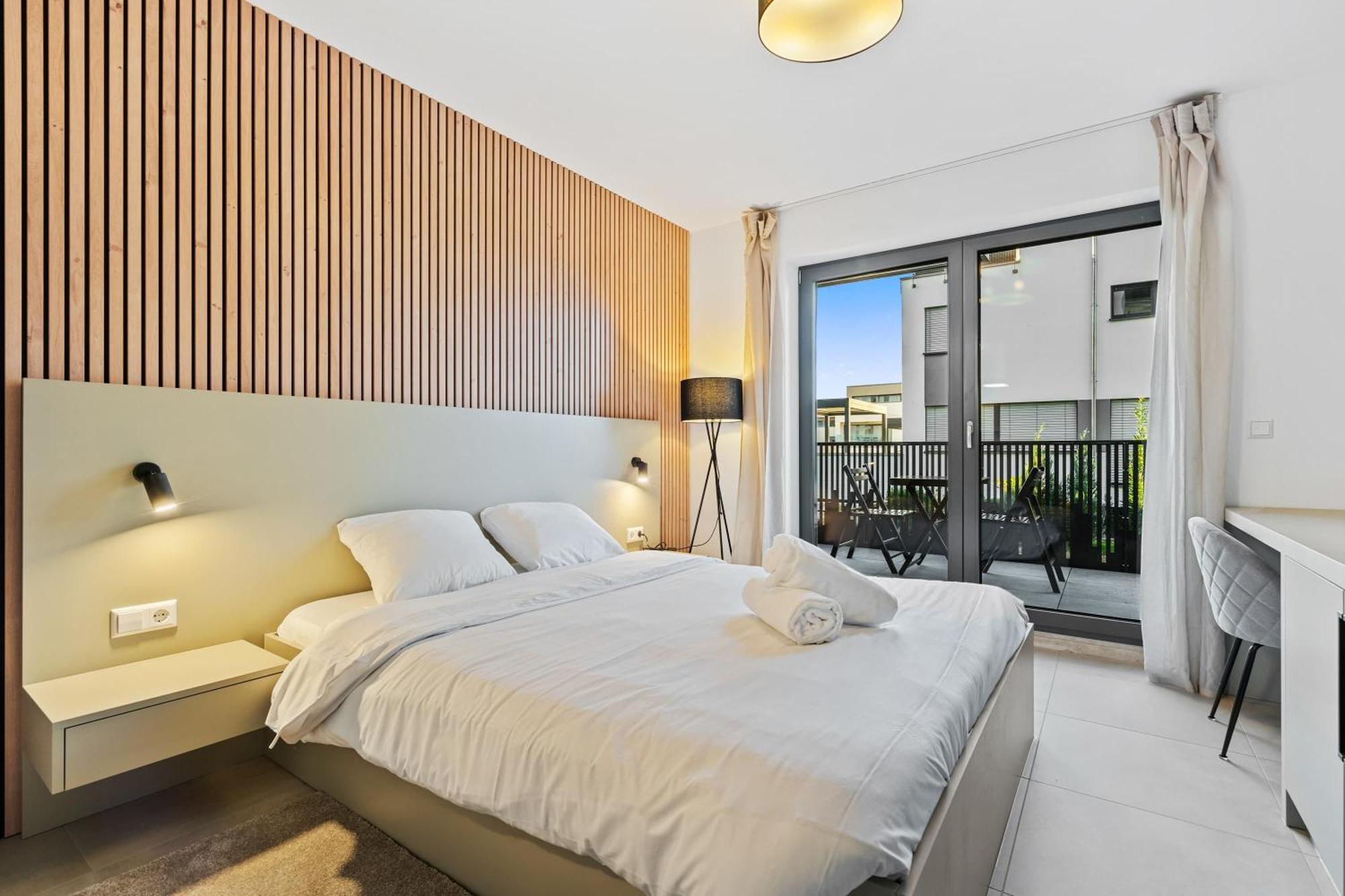 Vibrant Coliving With Comfort And Convenience