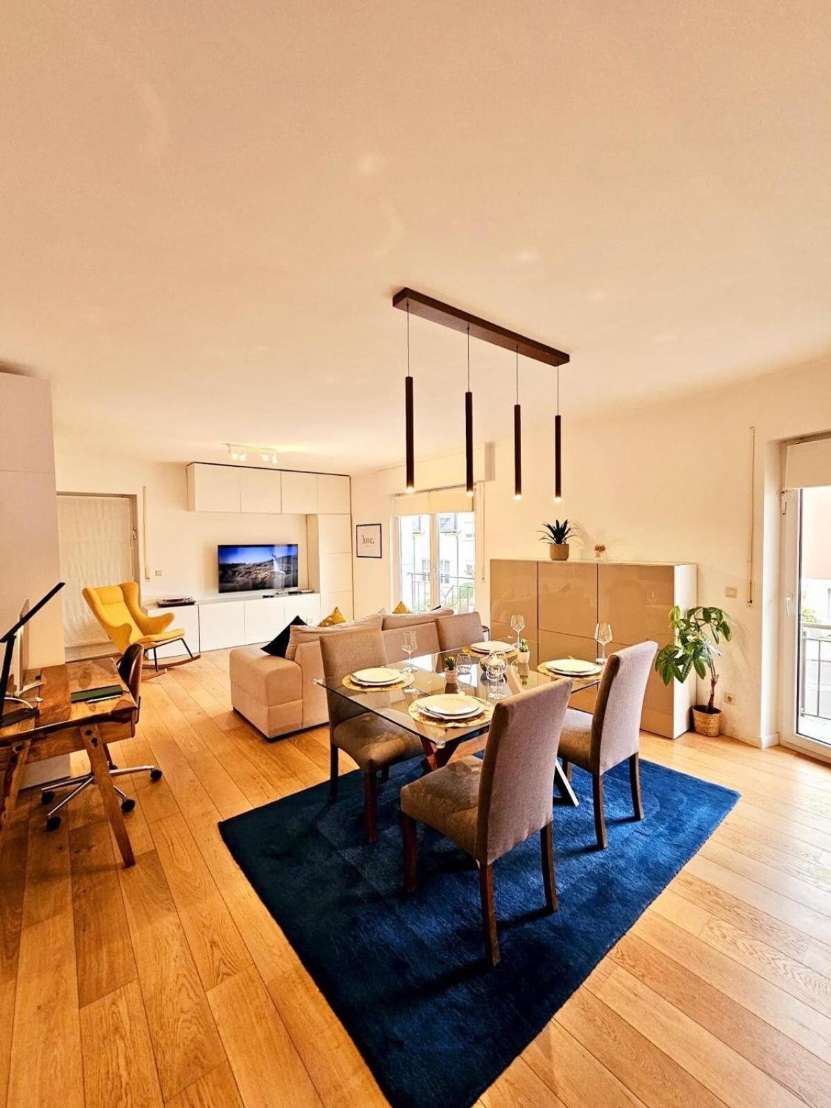 Bright 2 Bedrooms Flat W Parking&balcony-fent1 Luxembourg