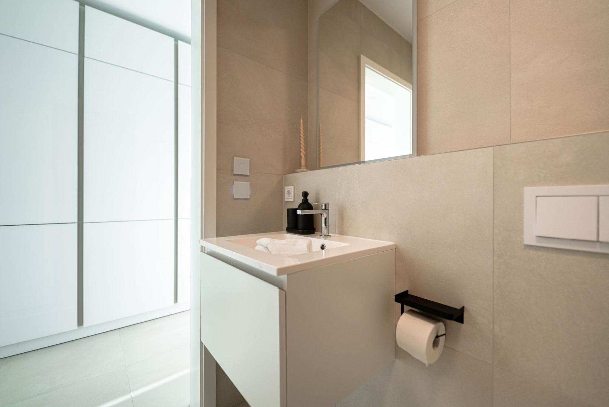 Modern In Gasperich With Balcony & Wi-fi *
