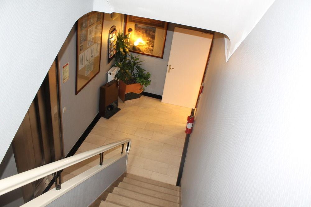 Hotel Yasha