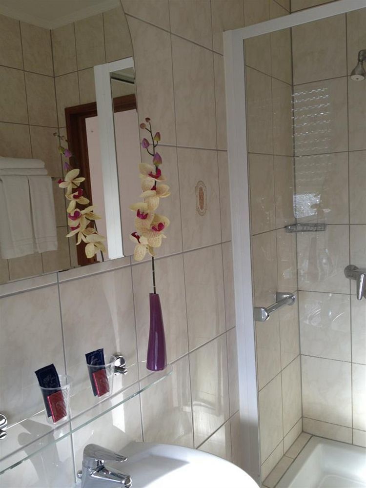 Hotel Yasha 3*