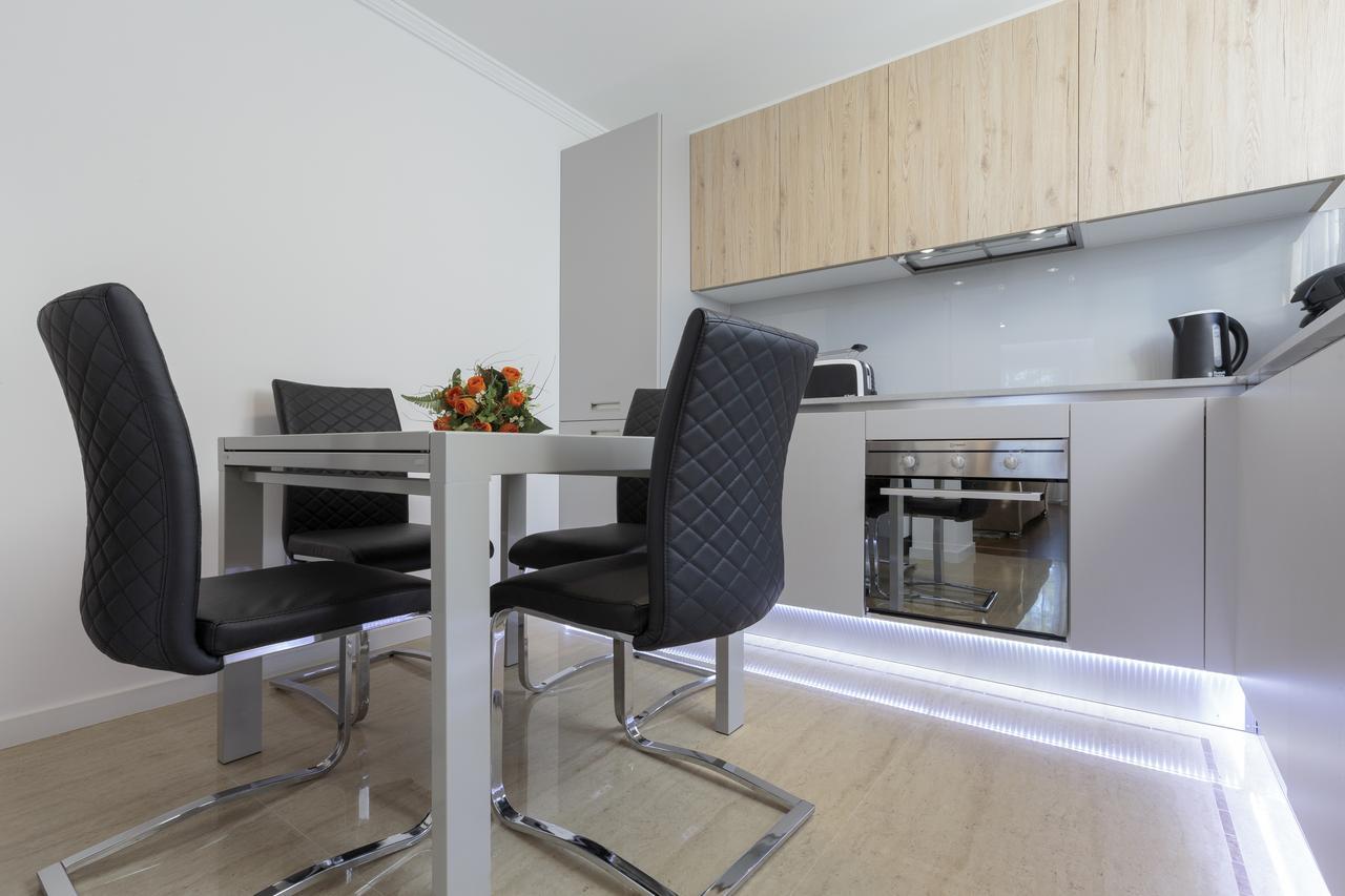 The Queen Luxury - Vinicia Luxemburg