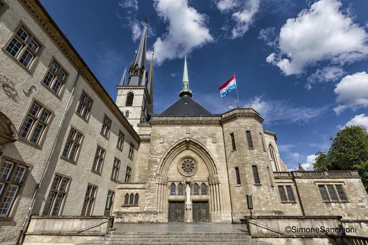The Queen Luxury - Cortina * Luxembourg