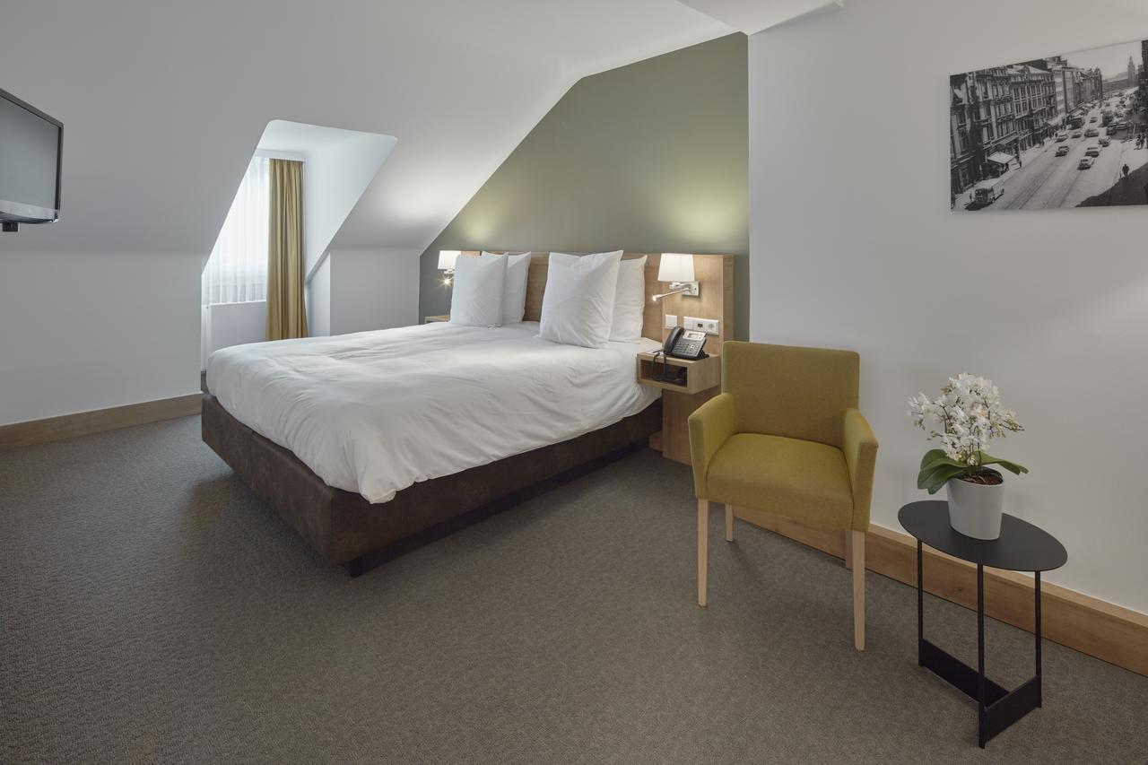 City Hotel 3*