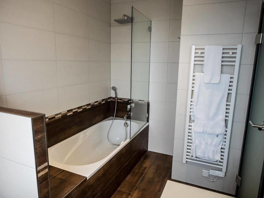 Pax Hotel