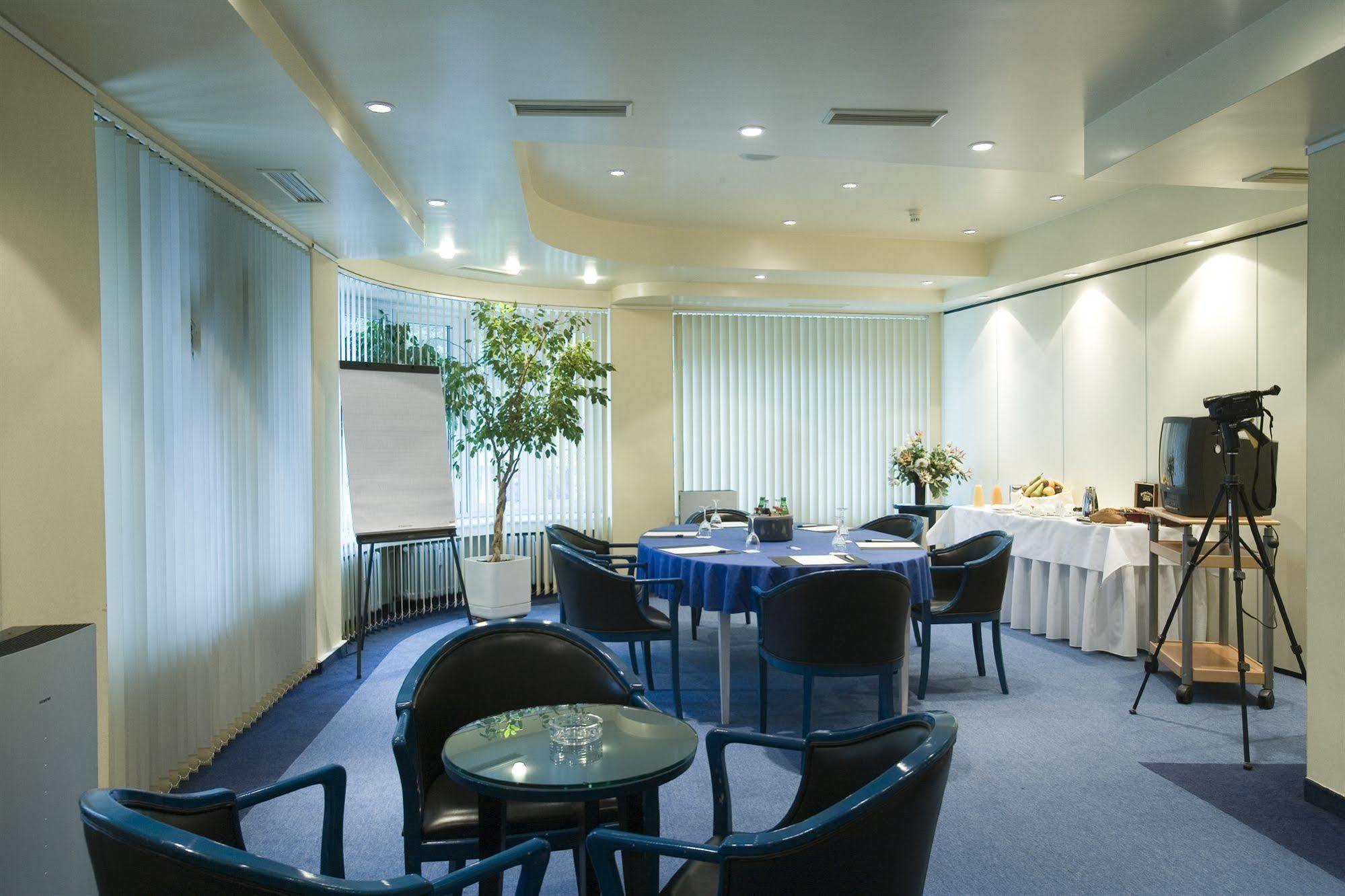 City Hotel 3* Luxembourg