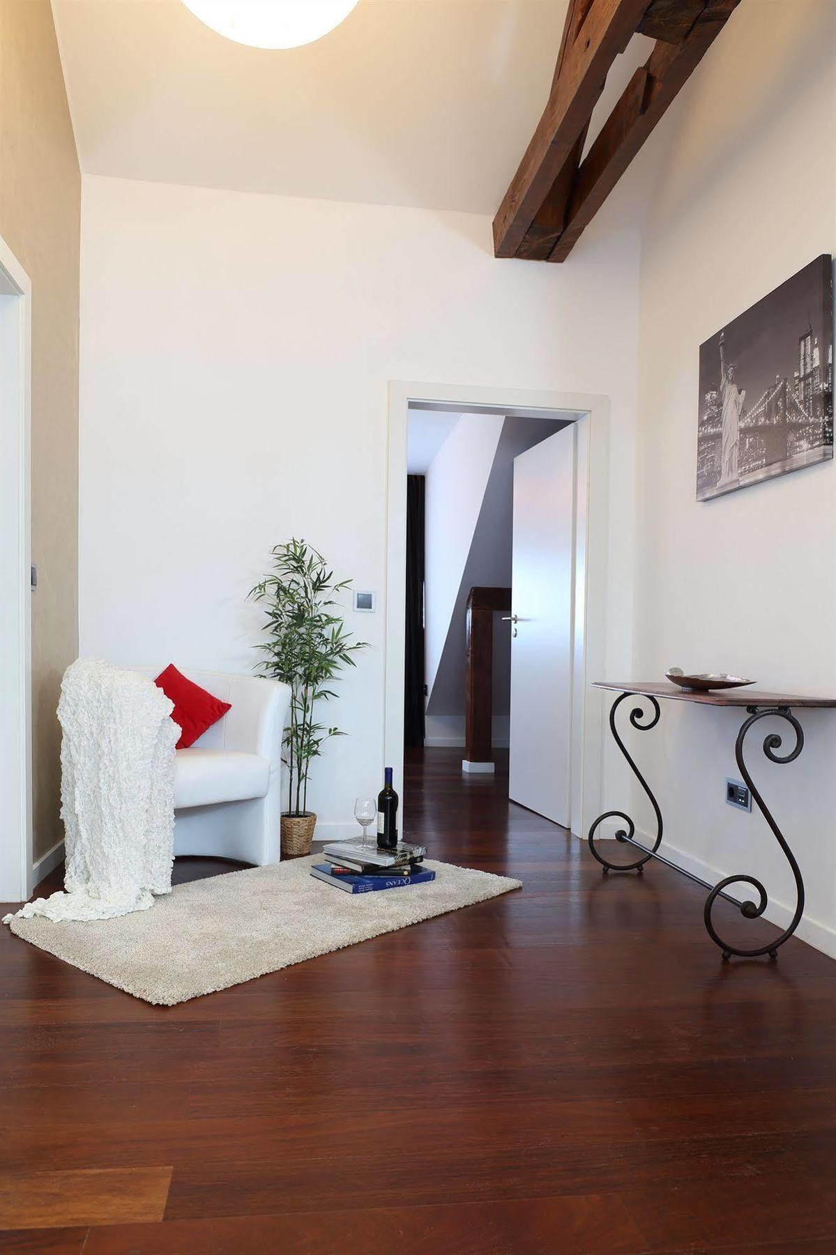 The Queen Luxury - Giada Apartment
