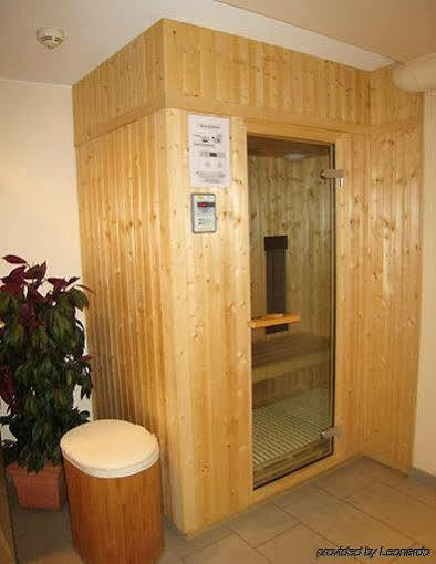 City Hotel Hotel 3*