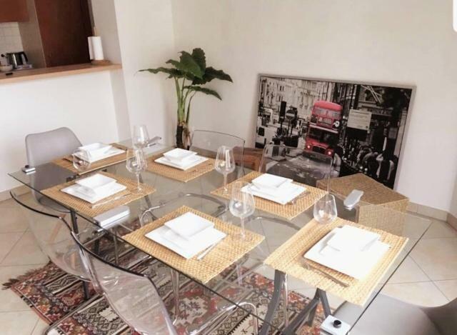 Apartment Modern 100m2 Flat 2mn Walking From Train Station In City Center, Free Parking -2a *
