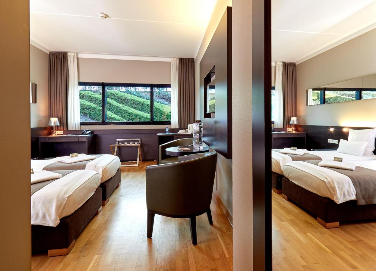 D'coque Hotel 3*