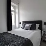 Executive Double Room With En-Suite In Guest House City Centre R4