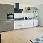 Brand New 1 Bedroom In City Center With Terrace - 4A