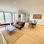 Luxury 3 Bedrooms Flat In The Heart Of Gasperich Terrace And Parking-Cd2