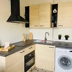 Spacious 1 Bed In The Heart Of City Center - 21