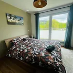 Luxembourg City - 70M2 - Easy Parking - Bus - 2 Tvs - Between City And Forest