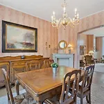 Baroque Style Townhome W Garden & Parking Id101