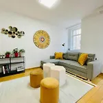 New 2 Bedrooms In Center - 9B